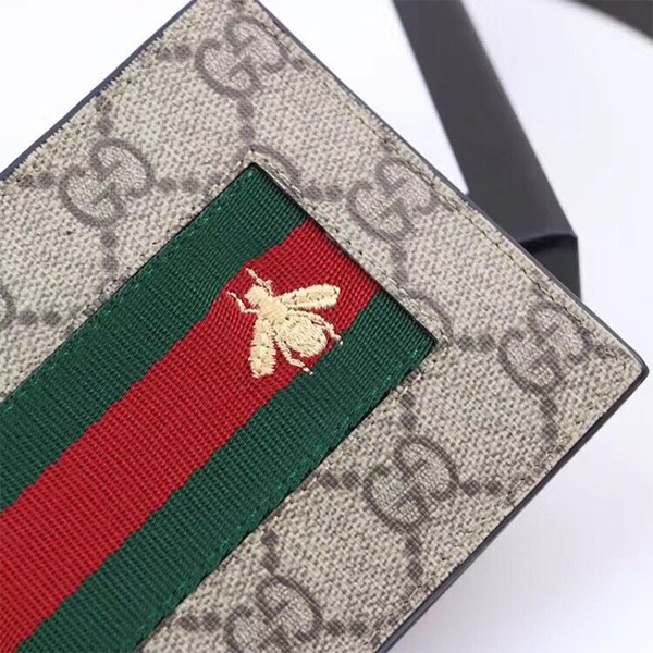 Gucci GG Supreme Bee Bifold Wallet - 