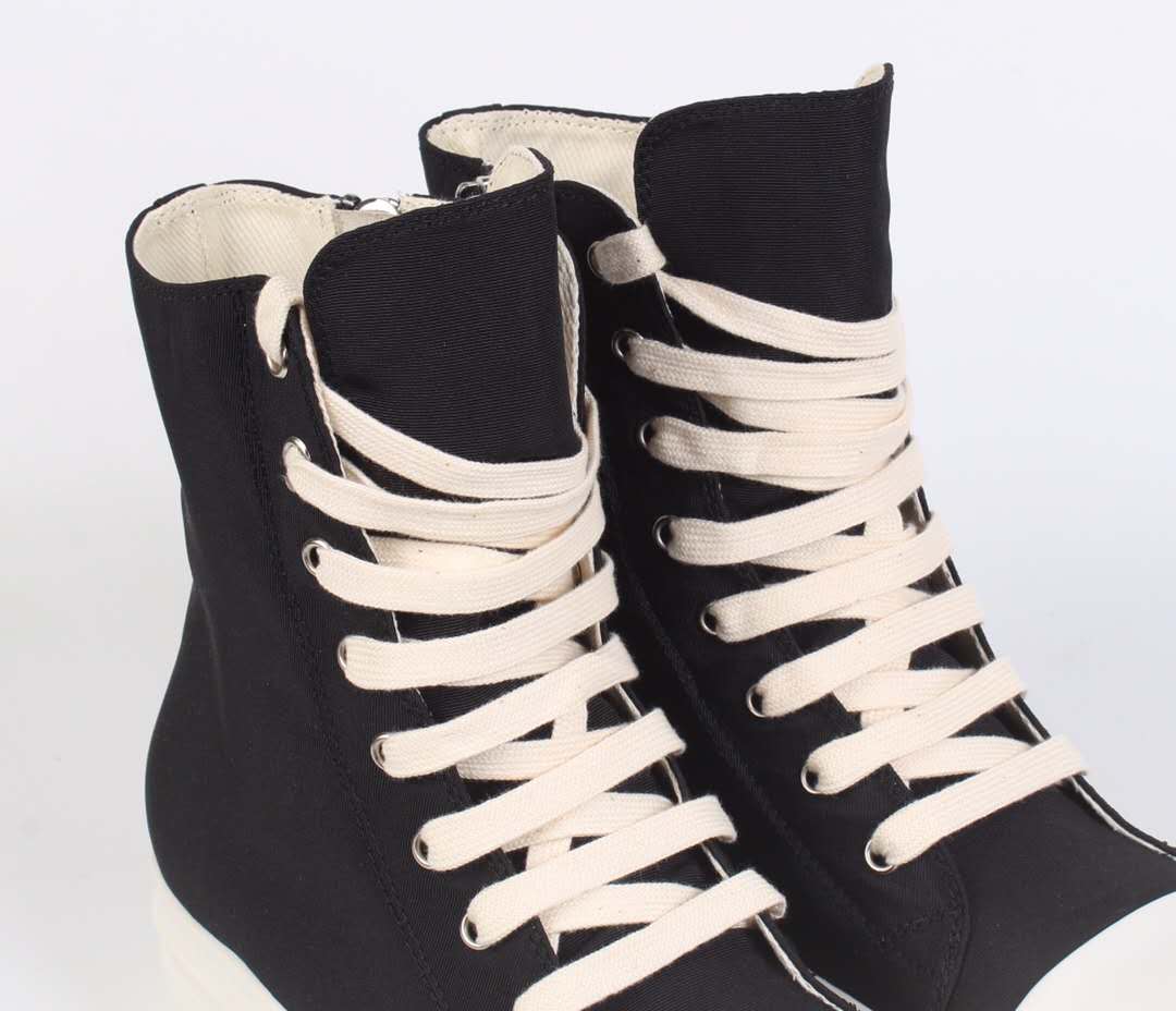 Rick Owens High Top Sneakers - 