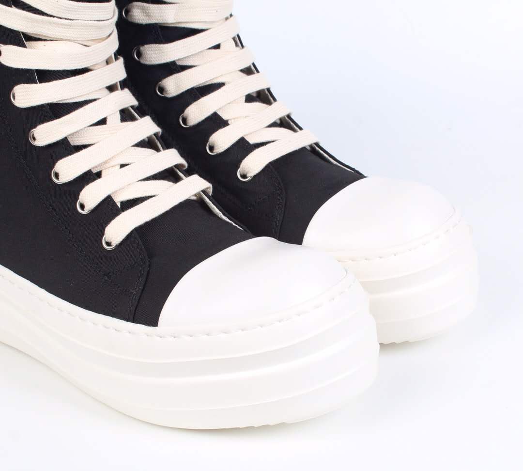 Rick Owens High Top Sneakers - 