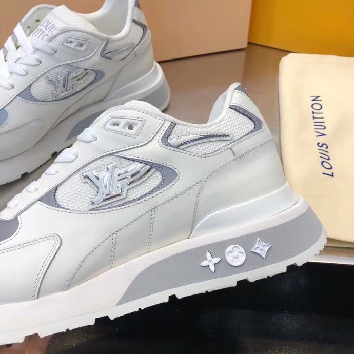 Louis Vuitton Trainer Sneaker - 
