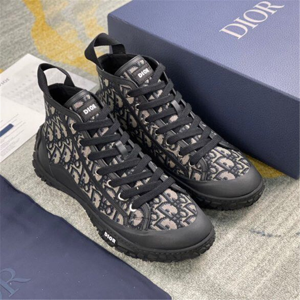 Dior B28 High-Top Sneaker  - 