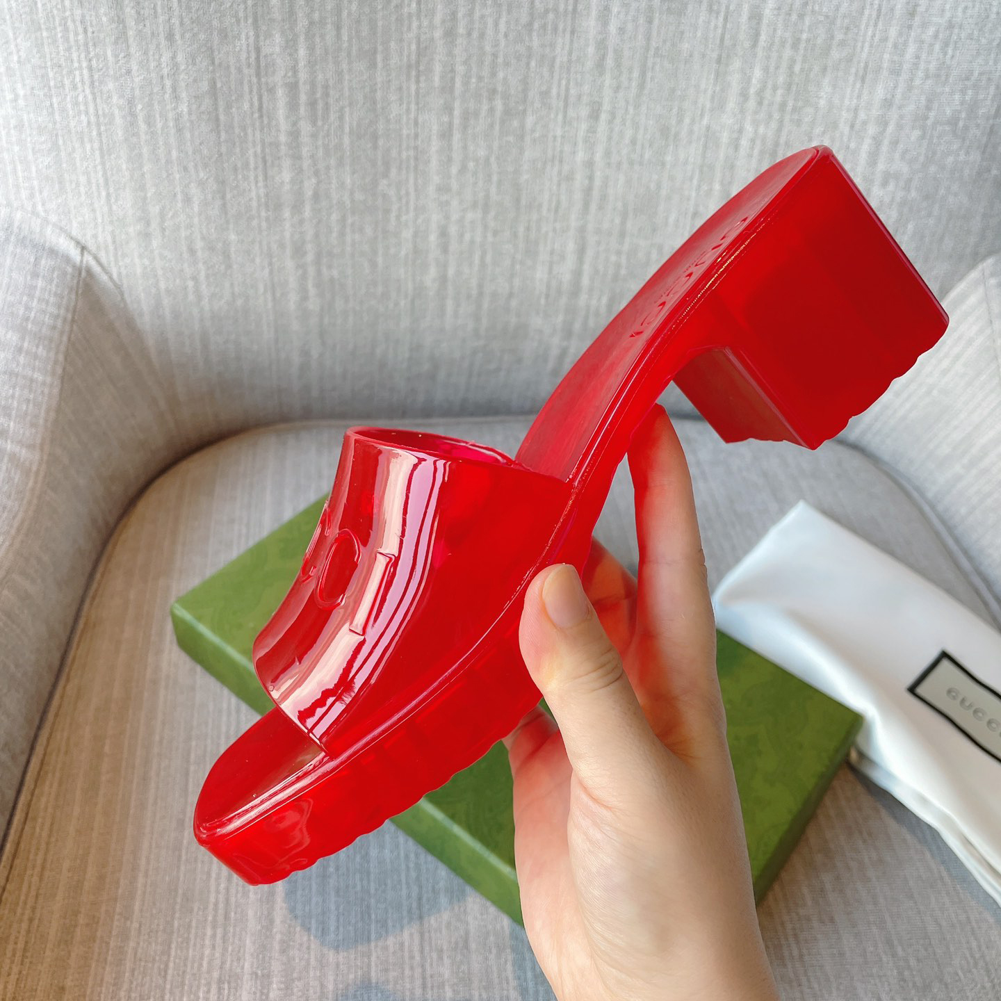 Gucci Plastique Logo-Embossed Rubber Mules - 