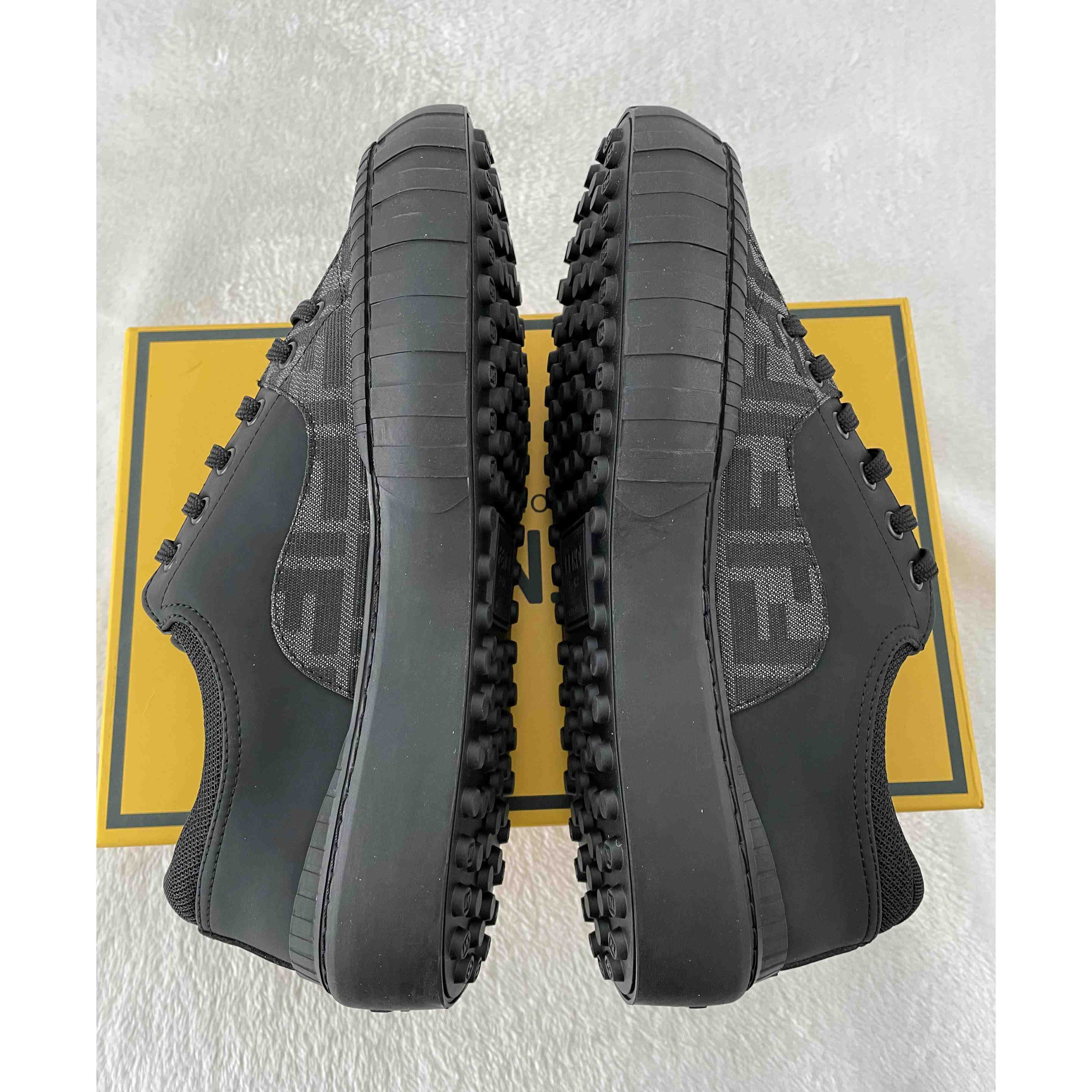 Fendi FF Black Fabric Low-tops Sneaker - 
