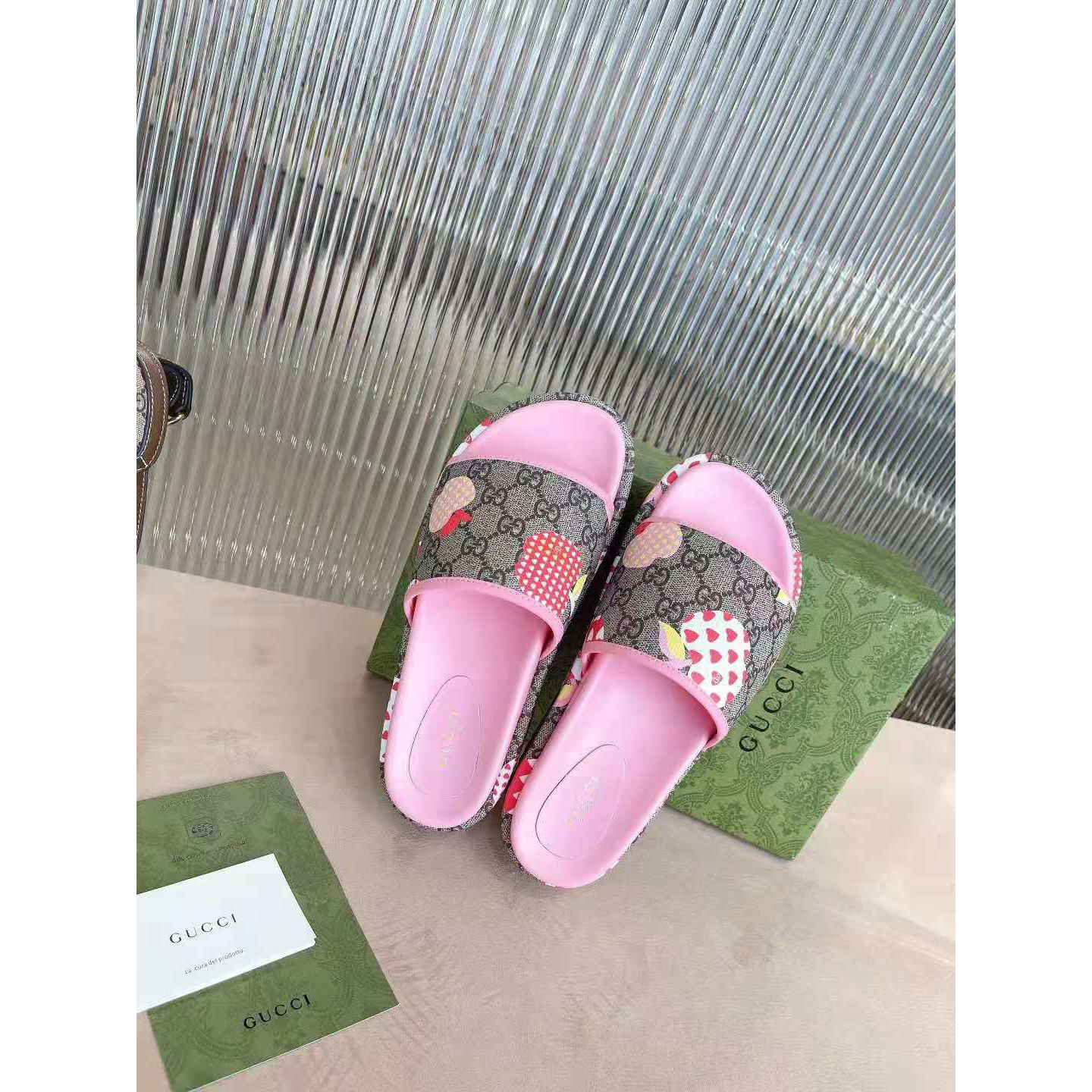 Gucci GG Slides - 
