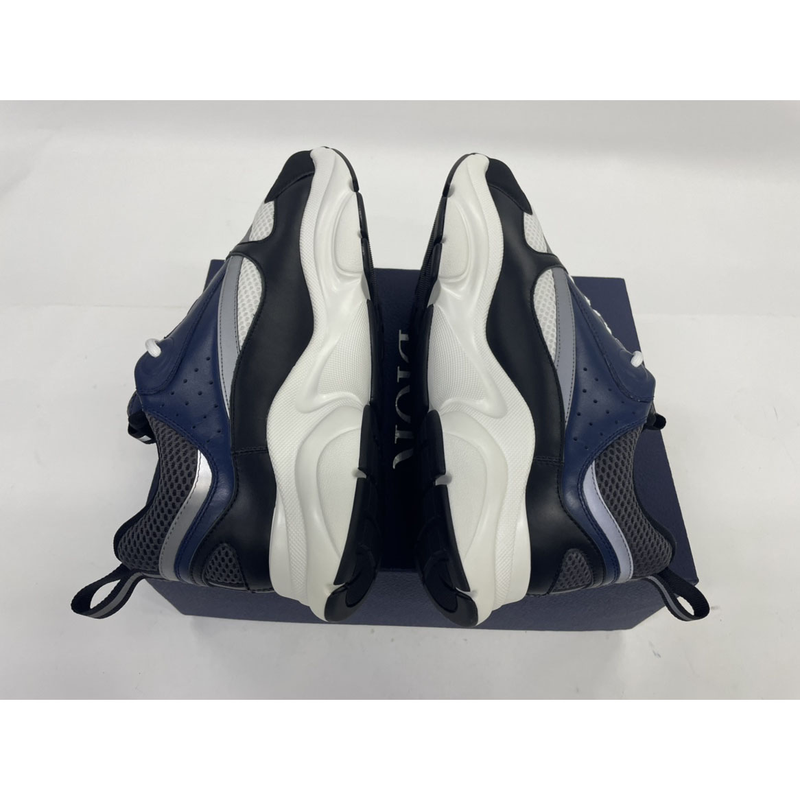 Dior [Limited Version] B22 Sneaker  - 