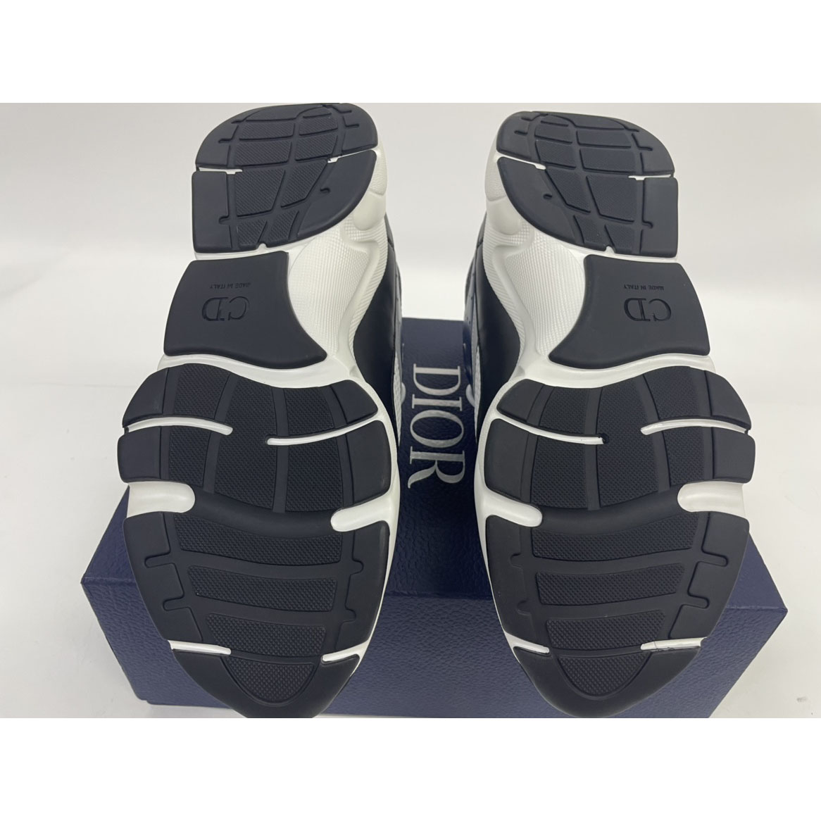 Dior [Limited Version] B22 Sneaker  - 