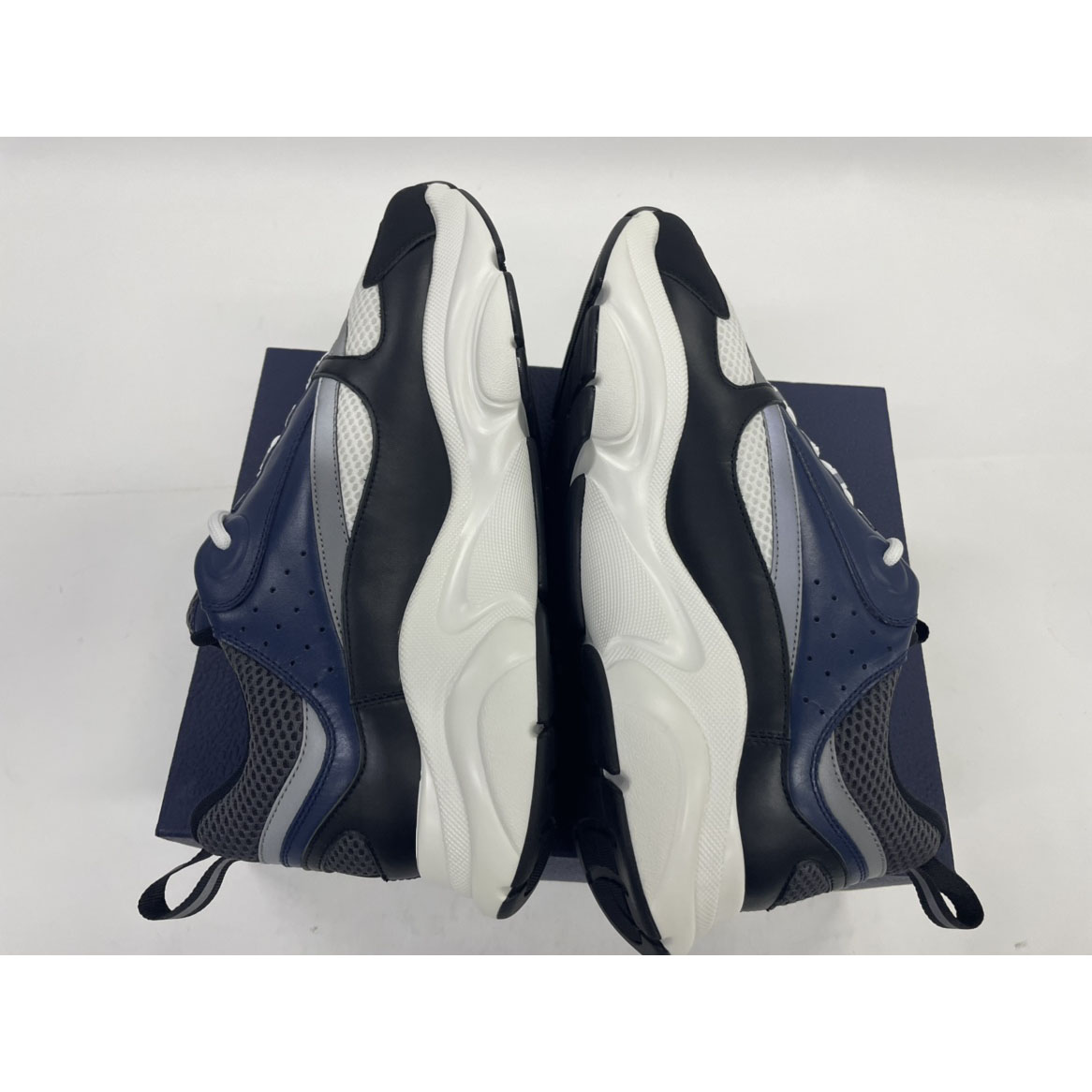 Dior [Limited Version] B22 Sneaker  - 