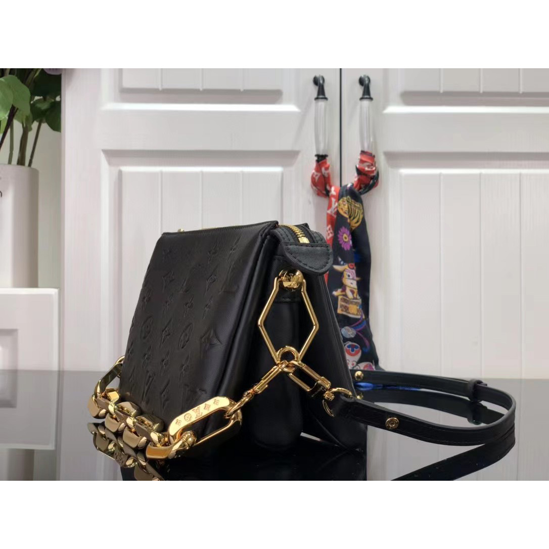 Louis Vuitton  Handbag （20 x 16 x 12cm） - 