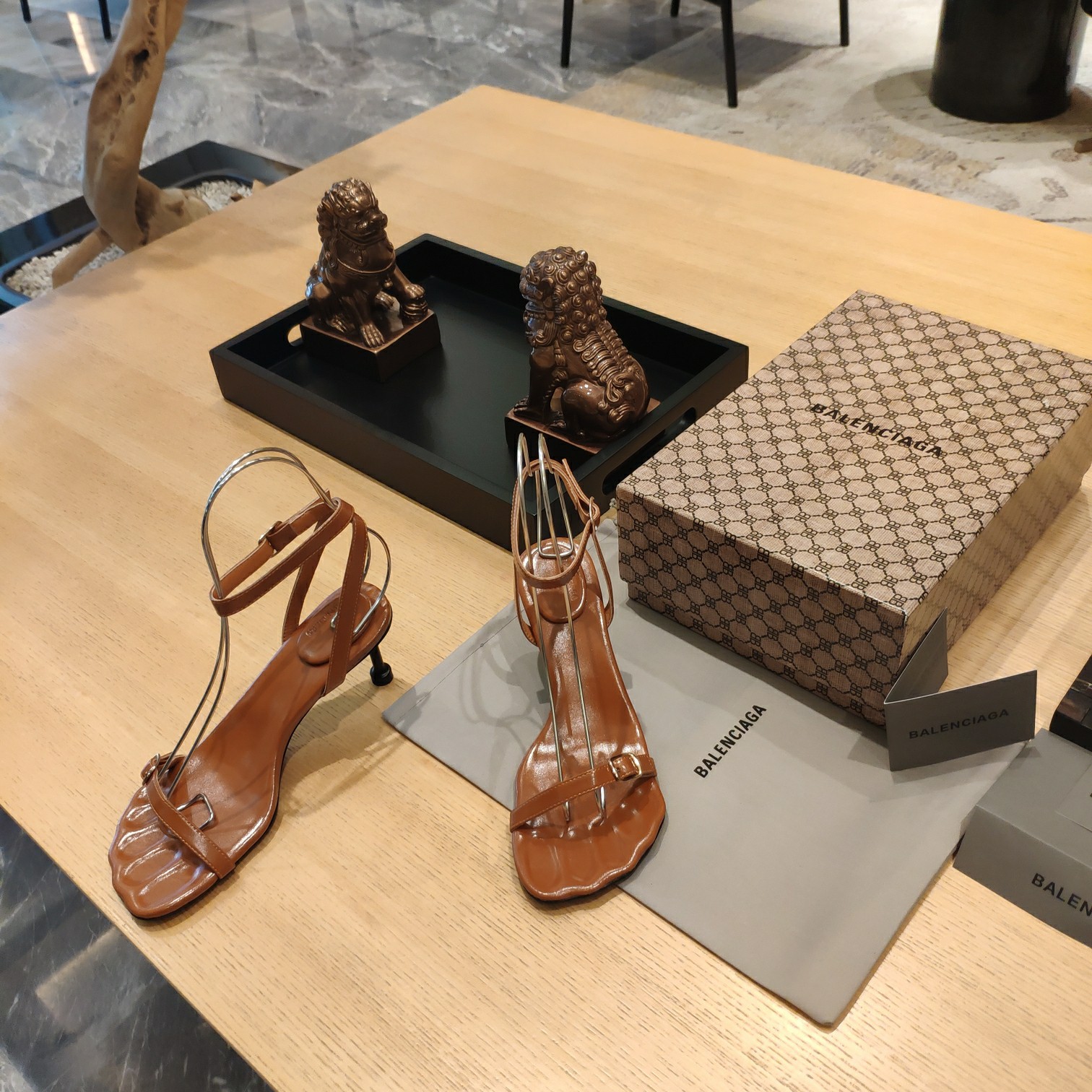 Balenciaga Logo High Heeled Sandals (7CM) - 