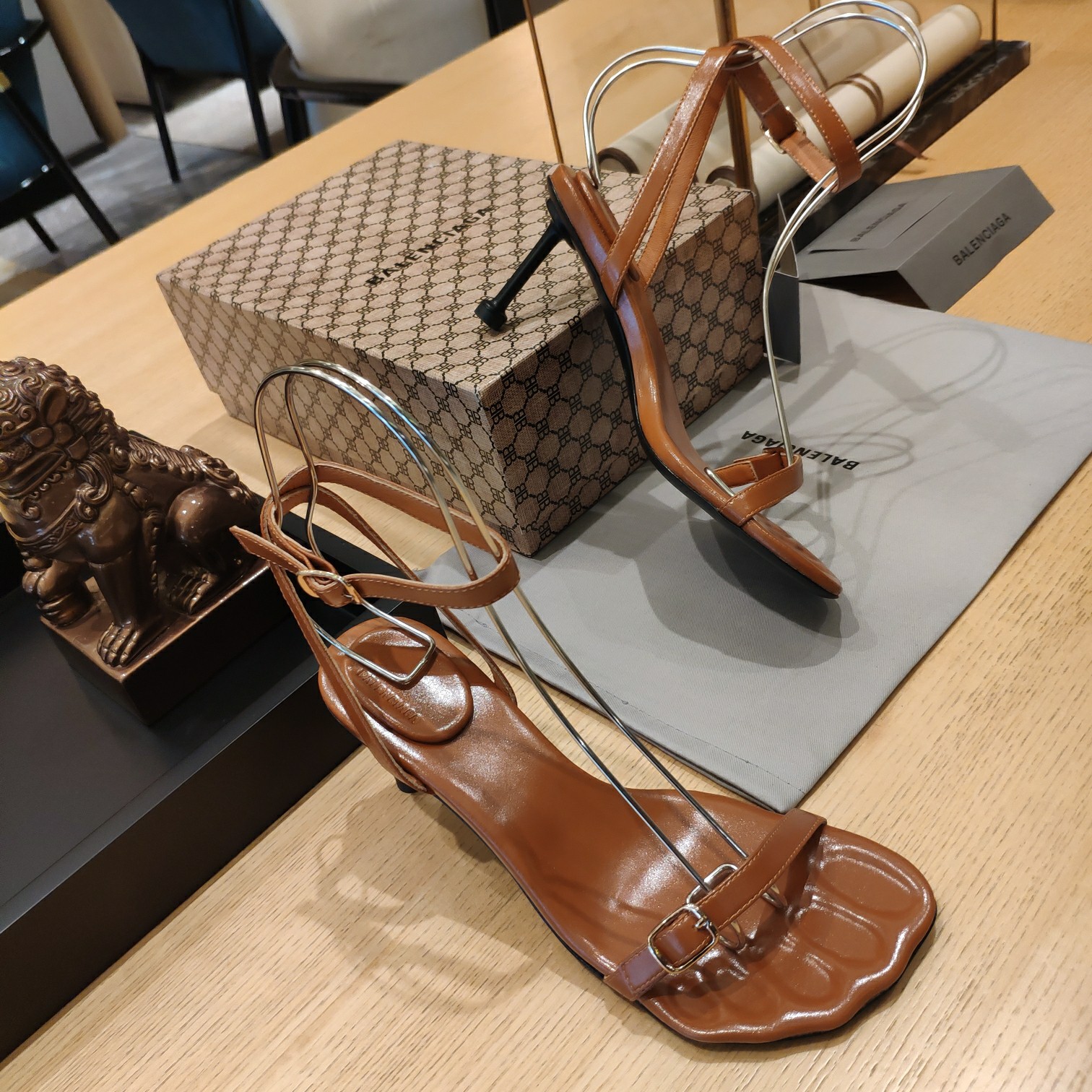 Balenciaga Logo High Heeled Sandals (7CM) - 