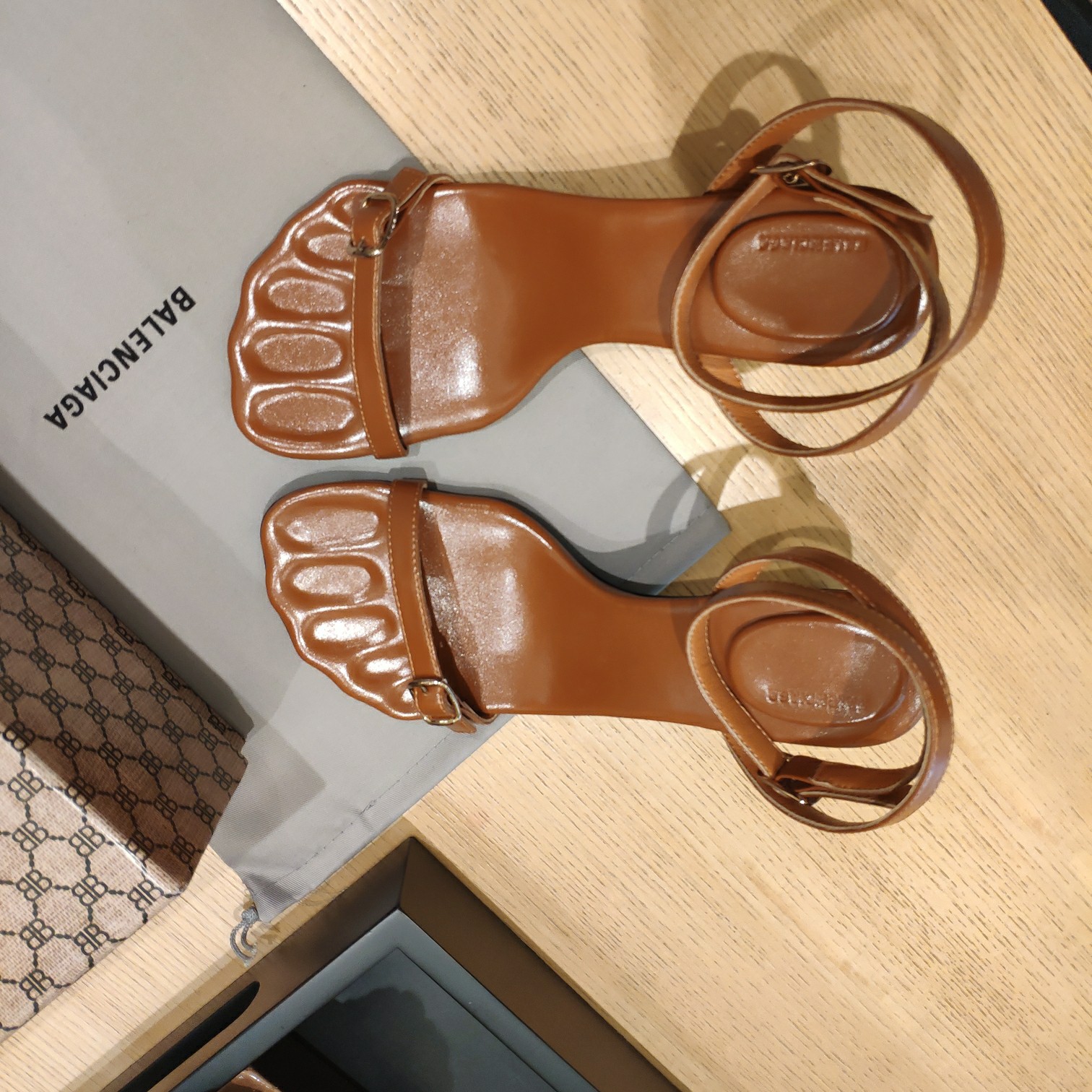 Balenciaga Logo High Heeled Sandals (7CM) - 