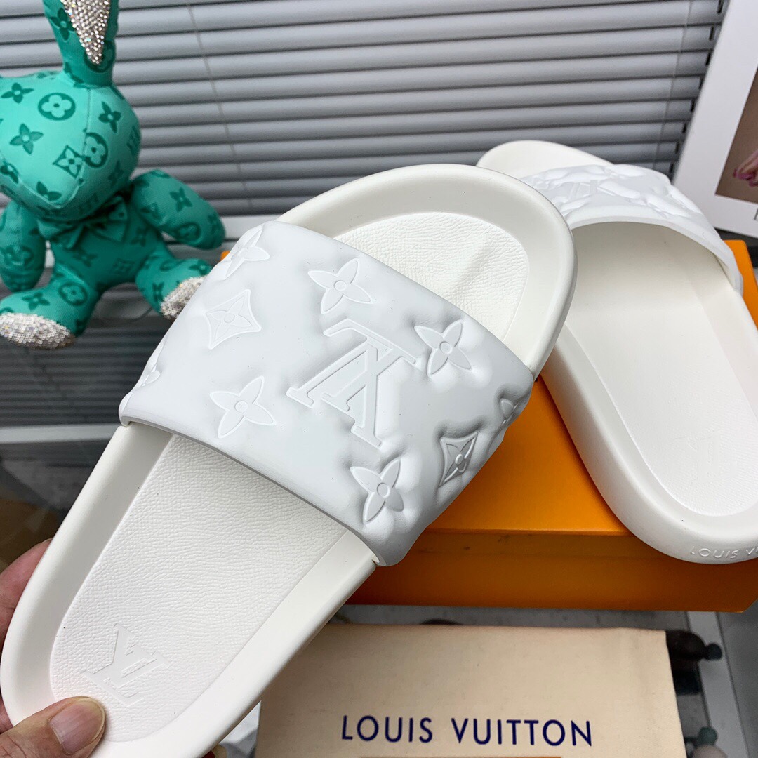 Louis Vuitton Waterfront Mule  1A9FK7 - 