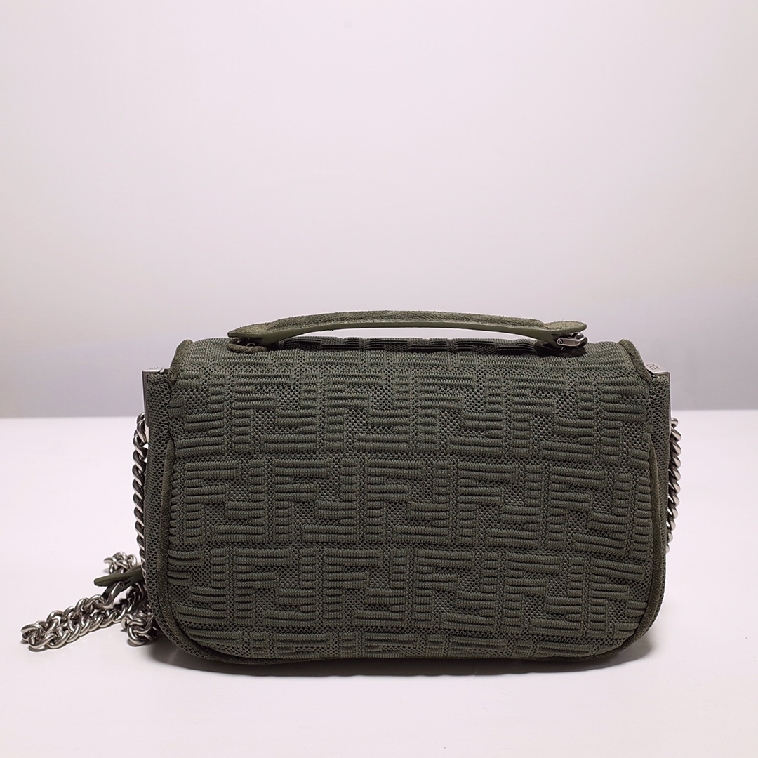 Fendi Iconic Medium Baguette Bag With Chain  (24-14.5-7CM)   8BR793 - 
