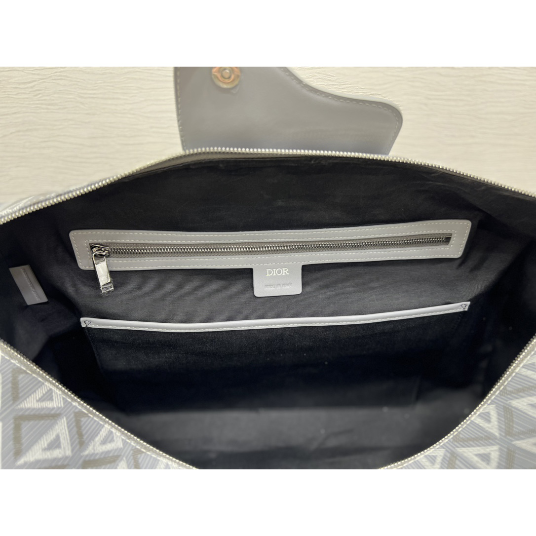 Dior Lingot 50  Duffle Bag (50-25-21.5cm)  1ADDU115CDP_H42E - 