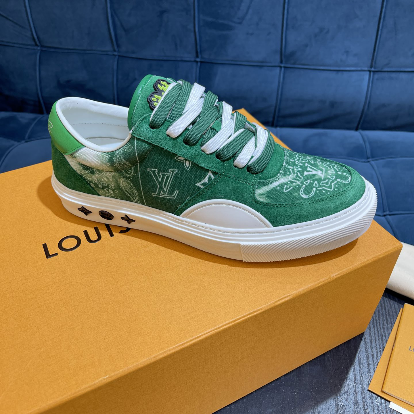 Louis Vuitton LV Ollie Sneaker      - 