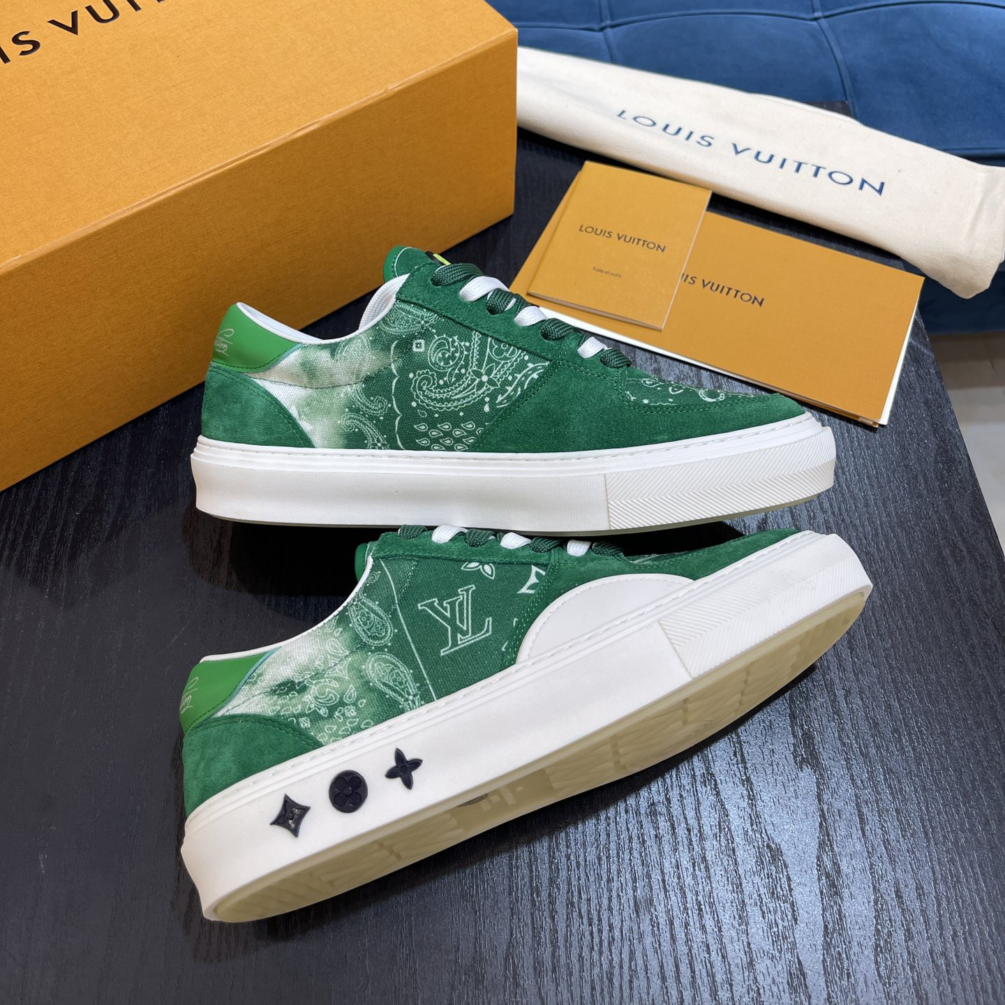 Louis Vuitton LV Ollie Sneaker      - 