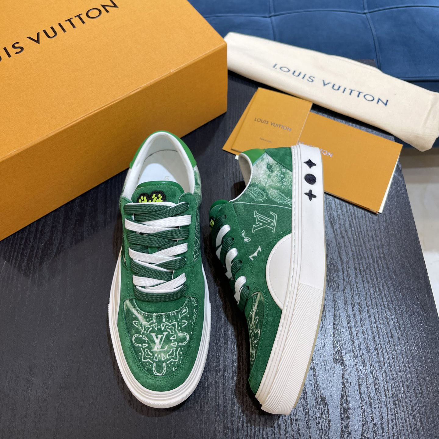 Louis Vuitton LV Ollie Sneaker      - 