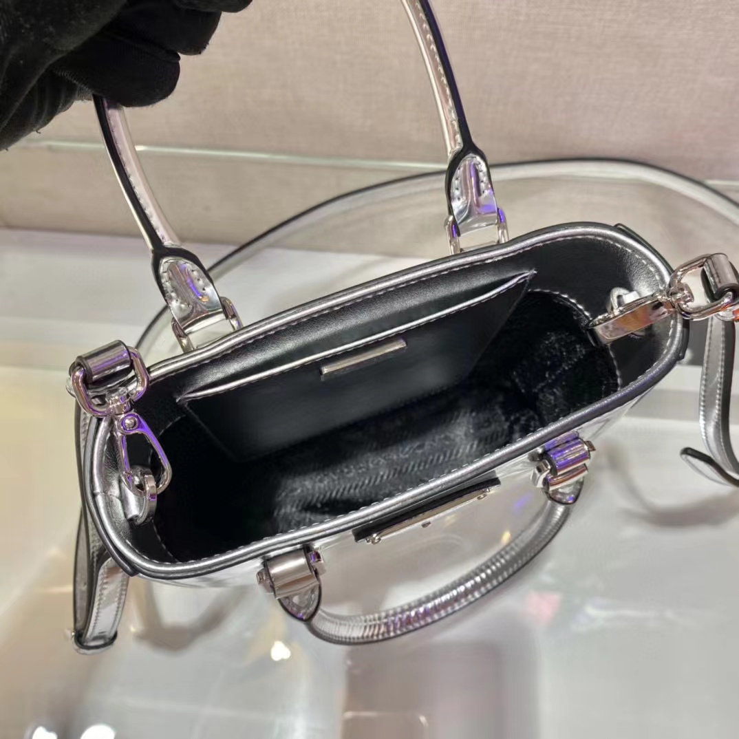 Prada Small Brushed Leather Tote(17.5-15-5cm) - DesignerGu
