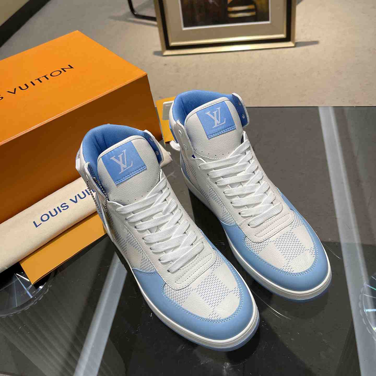 Louis Vuitton Rivoli Sneaker Boot      1AA0D7 - 