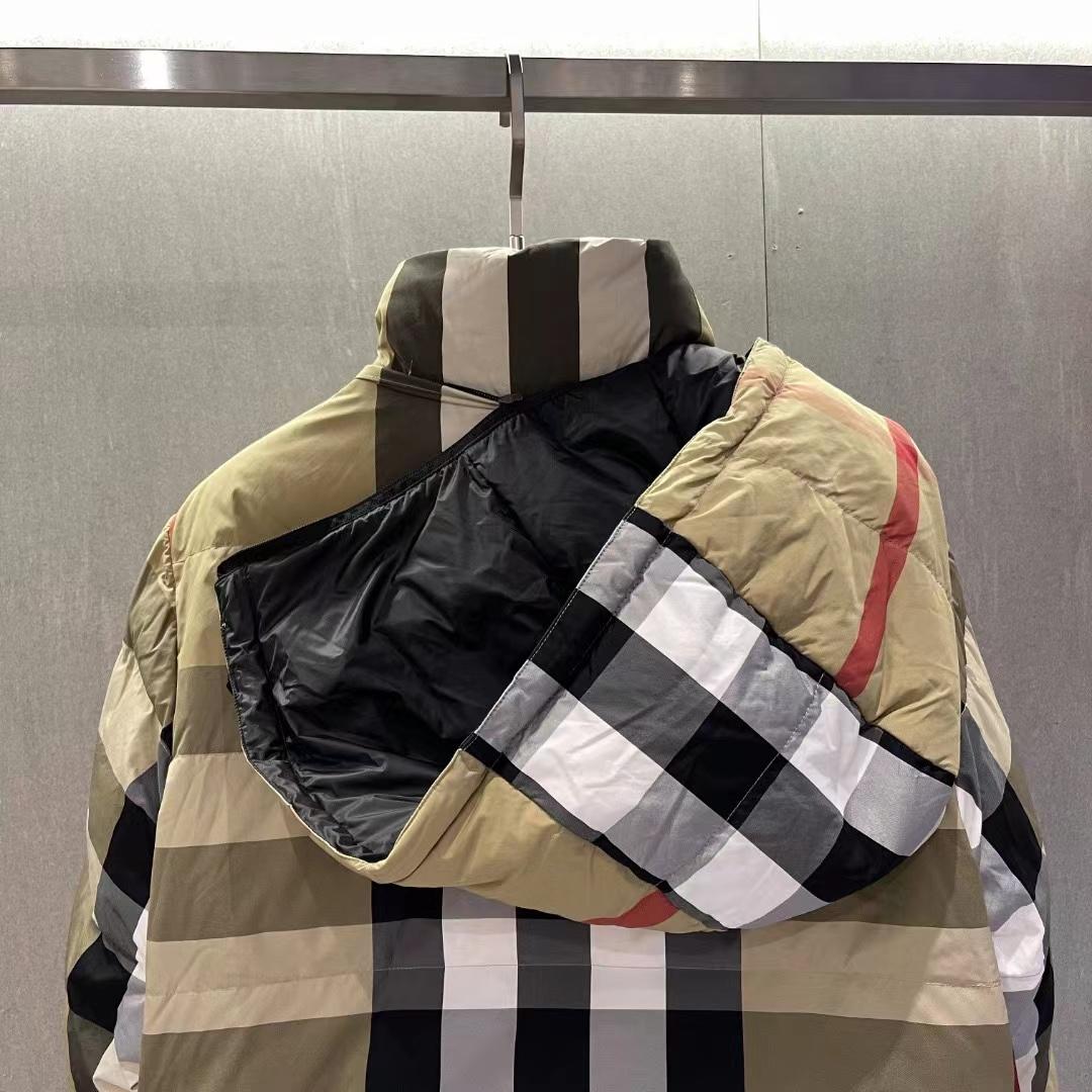 Burberry Reversible Exaggerated Check Nylon Puffer Jacket - 
