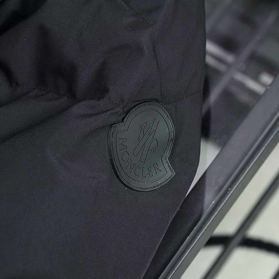Moncler Short Down Jacket - 
