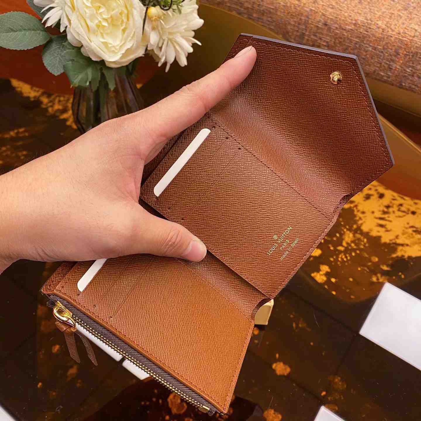 Louis Vuitton Victorine Wallet(12-9cm)  M62472 - 