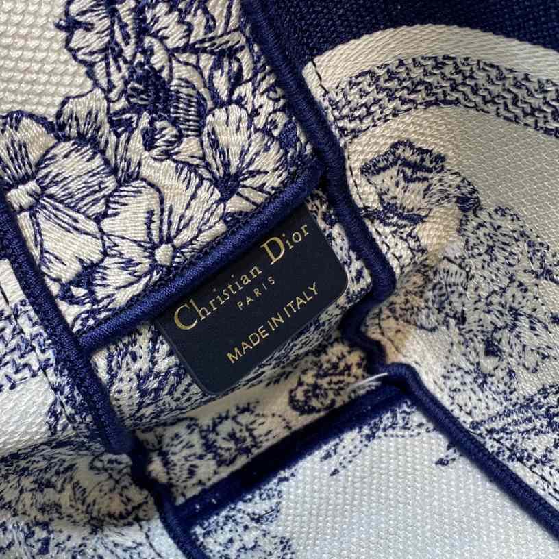 Dior Small Diorcamp Bag - 