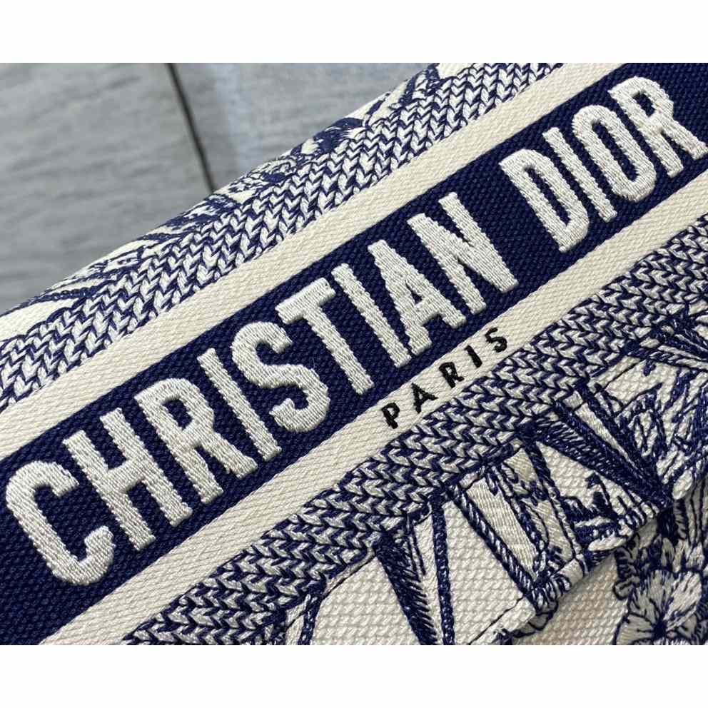 Dior Small Diorcamp Bag - 