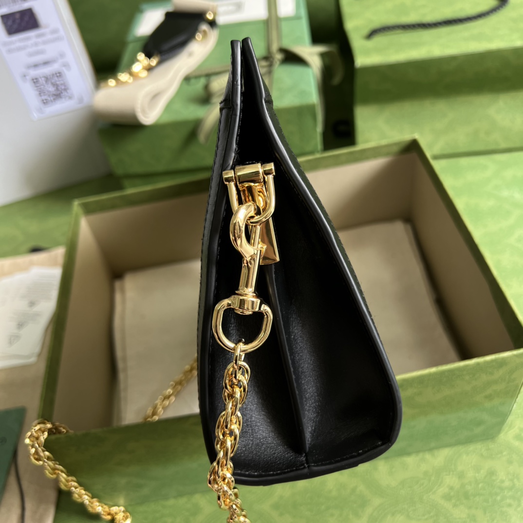 Gucci GG Matelassé Small Bag(26*17.5*8cm) - 