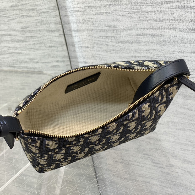 Dior Small Diortravel Nomad Pouch - 