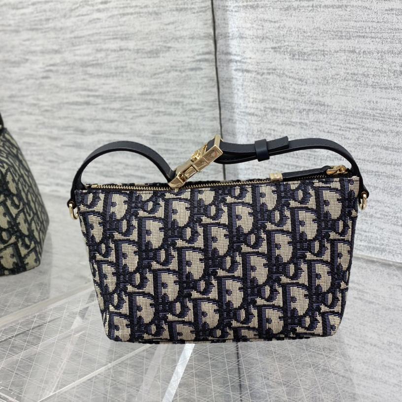 Dior Small Diortravel Nomad Pouch - 