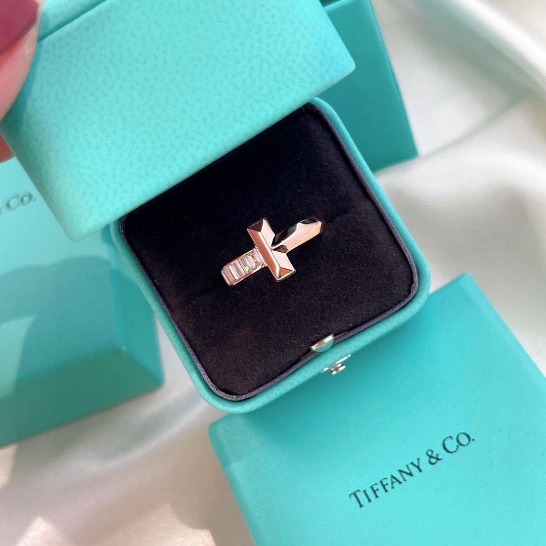 Tiffany&CO T1 Ring - 