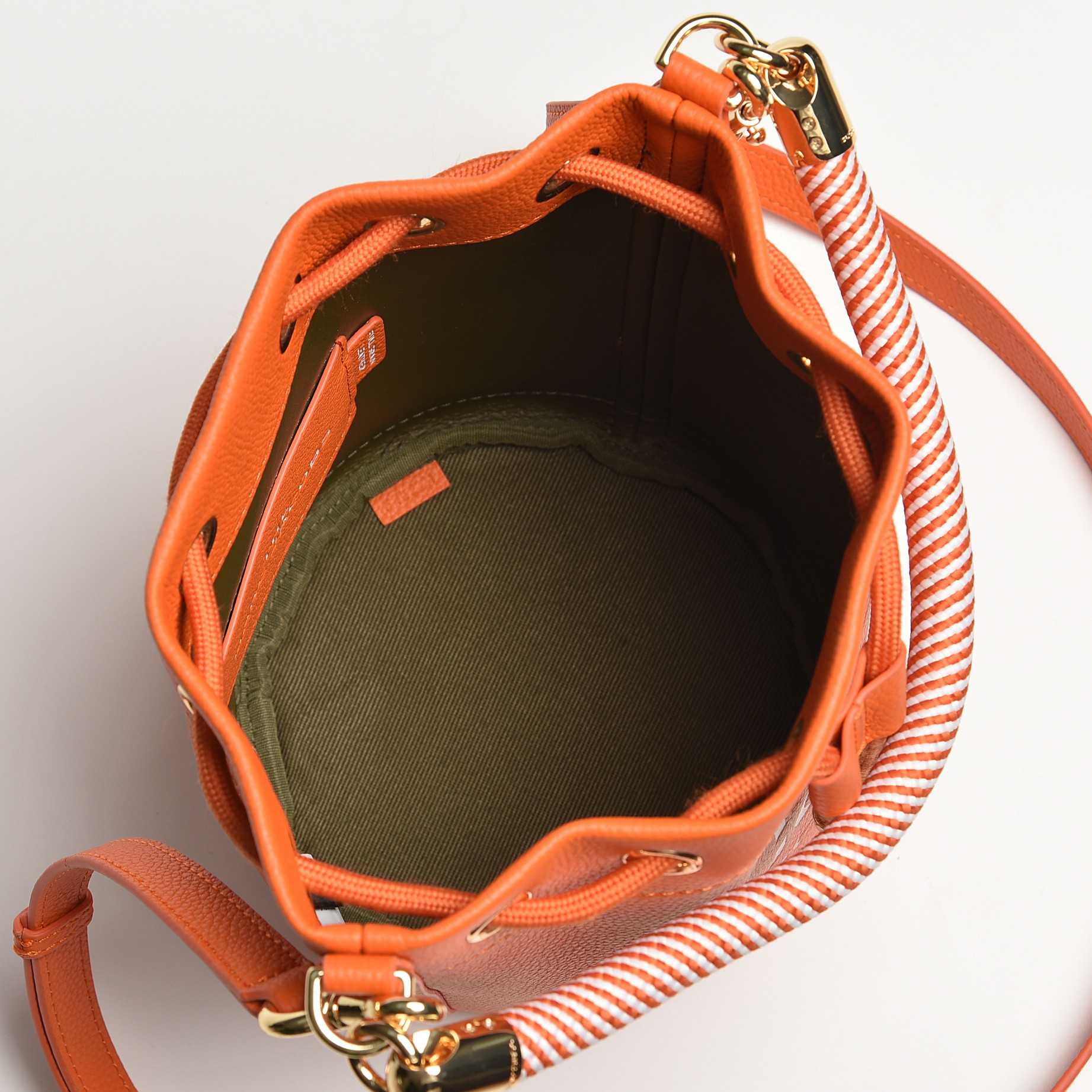 Marc Jacobs The Bucket Bag(19-19-23cm) - 