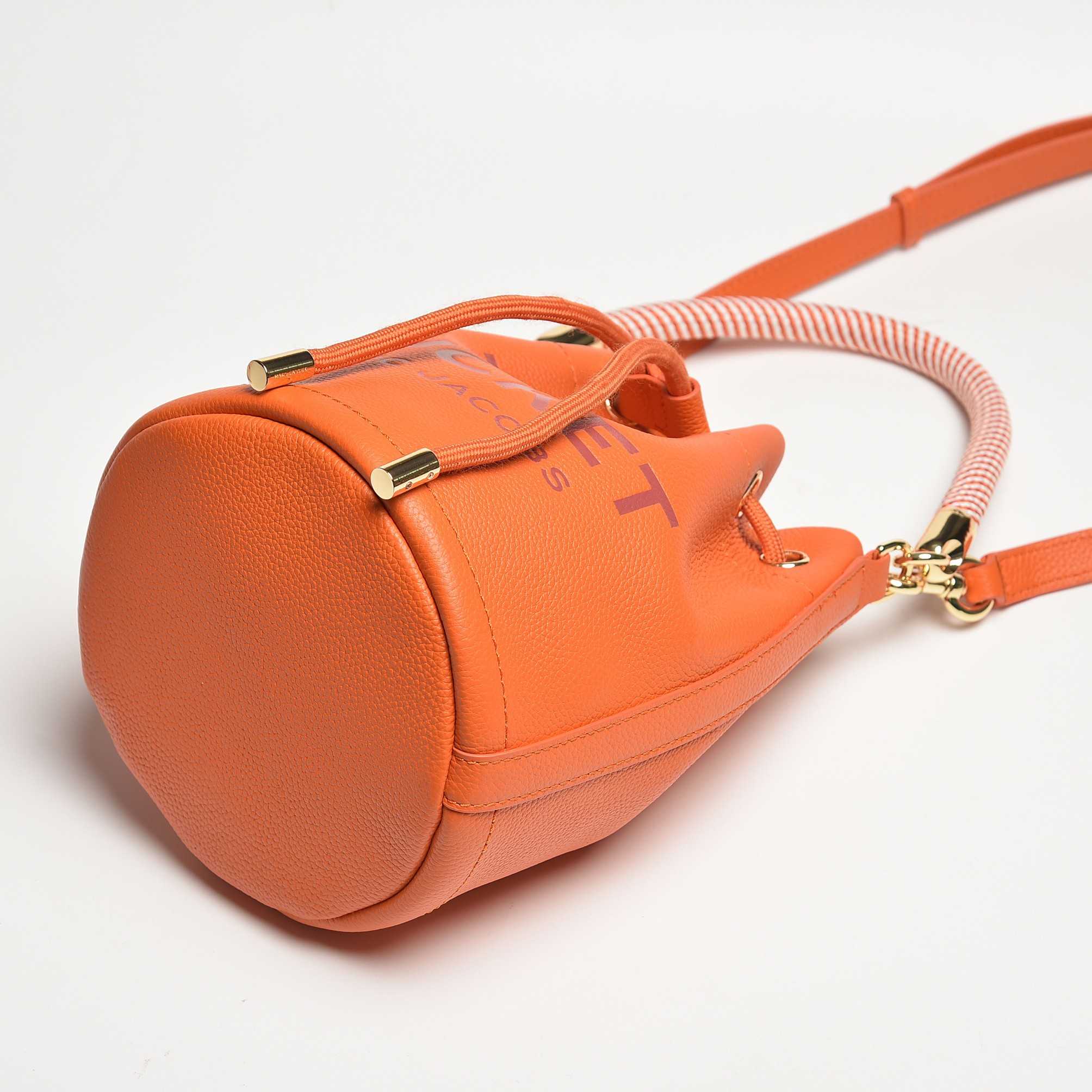 Marc Jacobs The Bucket Bag(19-19-23cm) - 