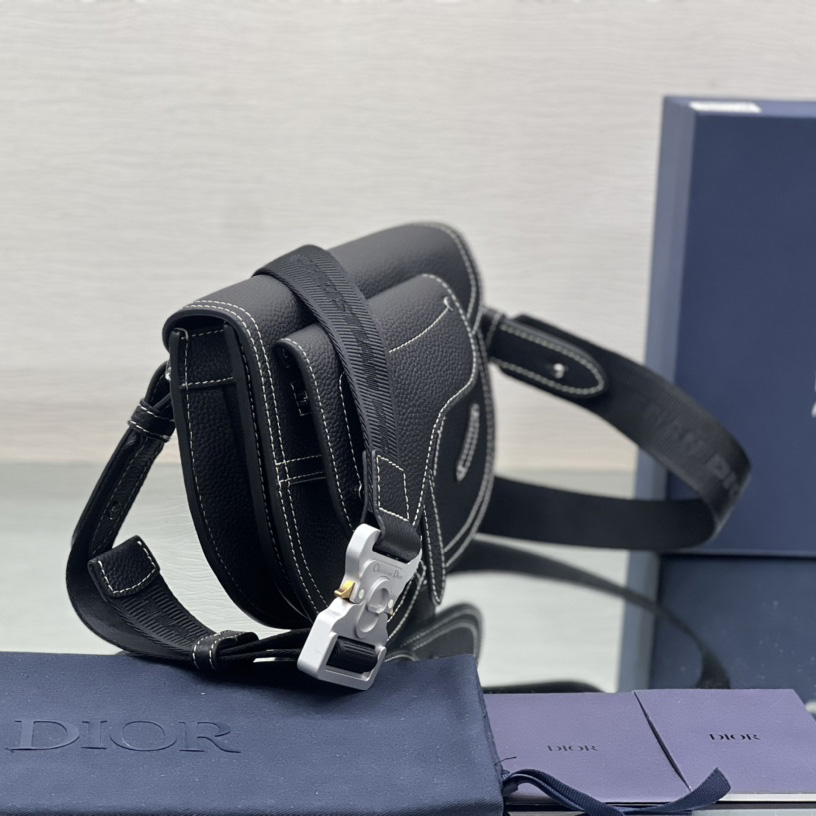 Dior Saddle Pouch - 