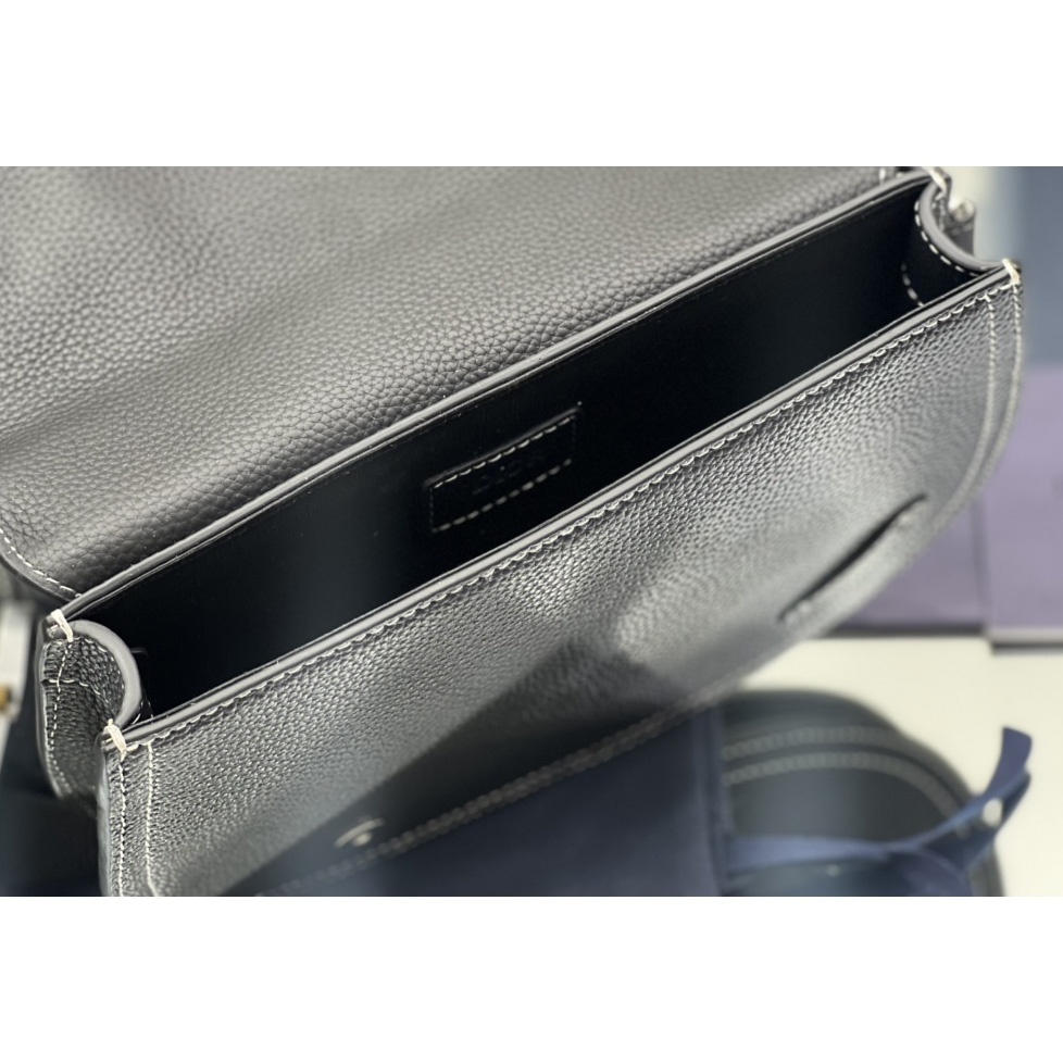 Dior Saddle Pouch - 