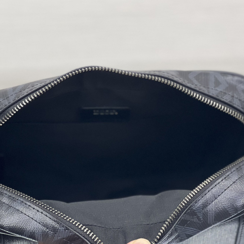 Dior Hit The Road Messenger Bag (26 x 21 x 8 cm) - 