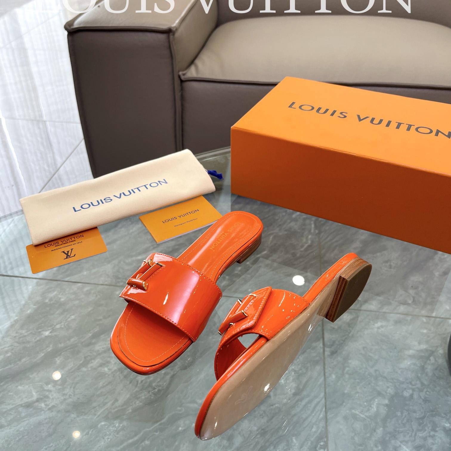 Louis Vuitton Shake Flat Mule       - 