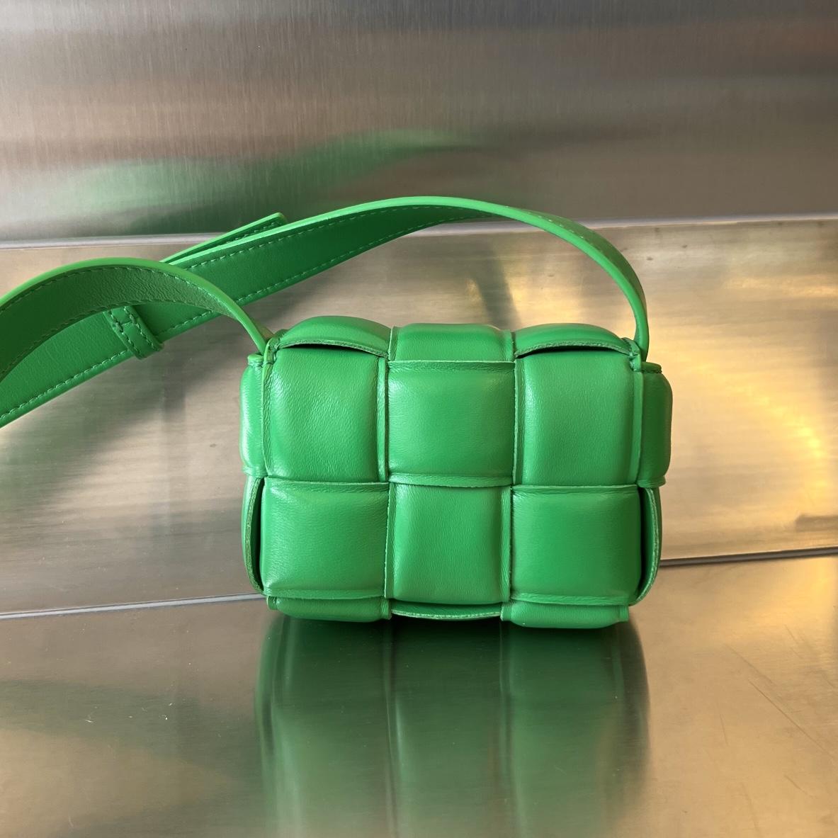 Bottega Veneta Candy Padded Cassette - 