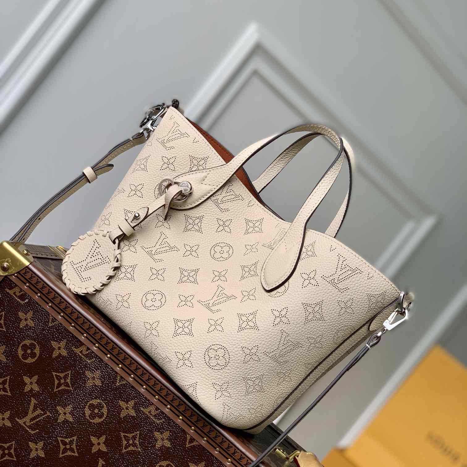 Louis Vuitton Blossom PM   M21909 - 