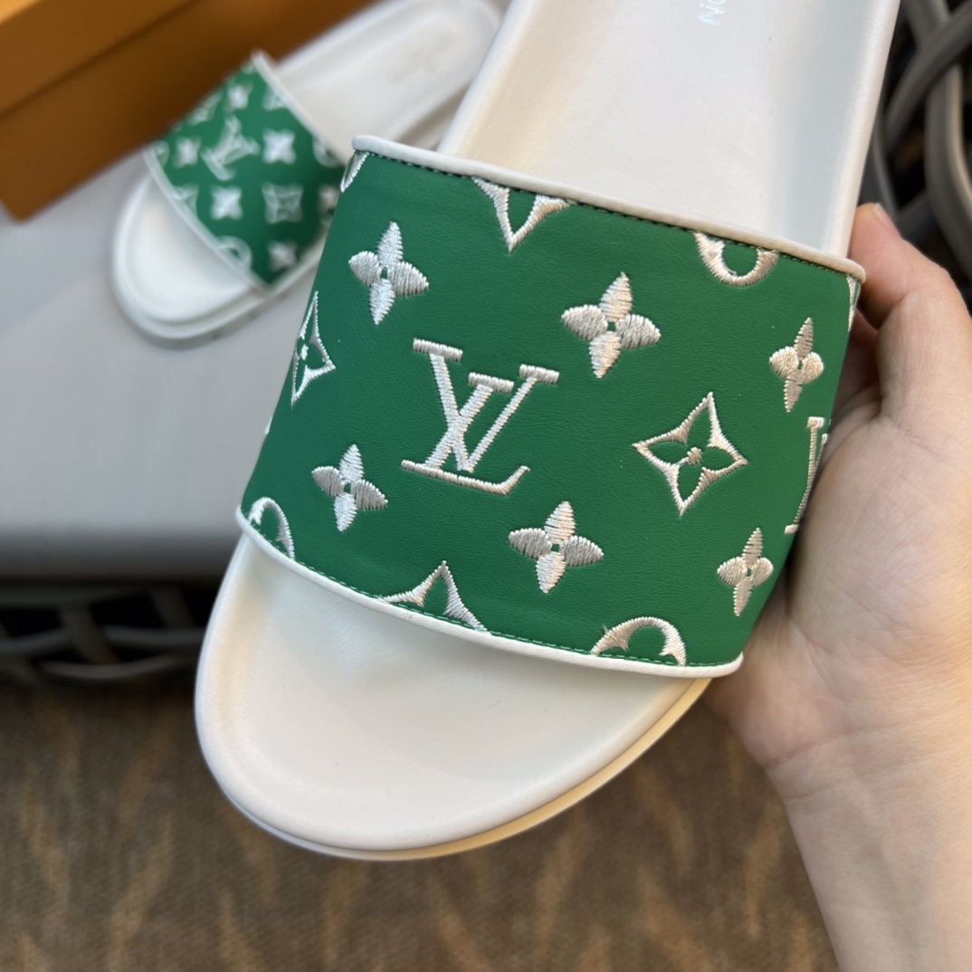 Louis Vuitton Monogram Sandals - 