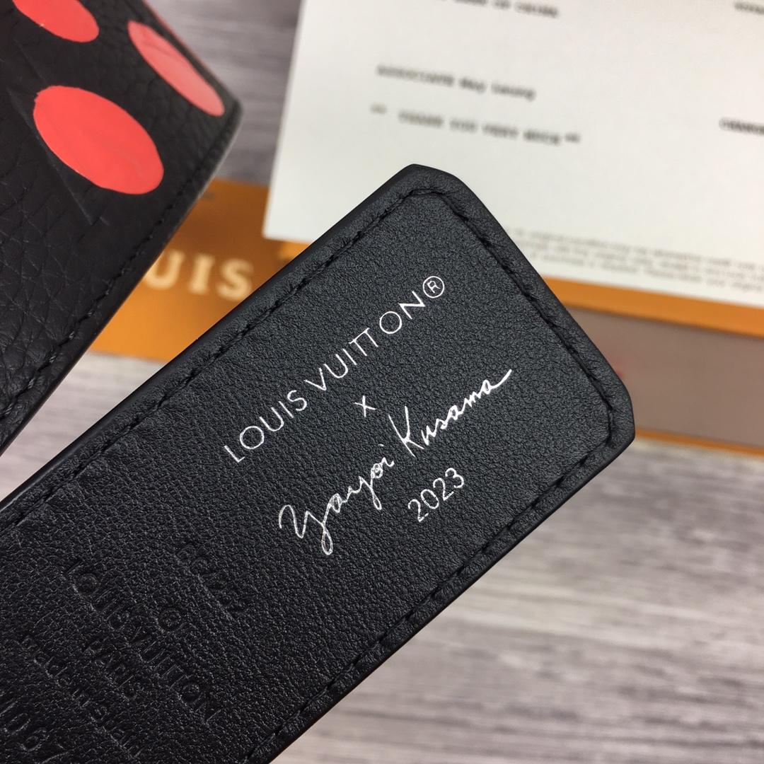 Louis Vuitton LV X YK LV Initiales 40MM Reversible Belt   M0673T - 