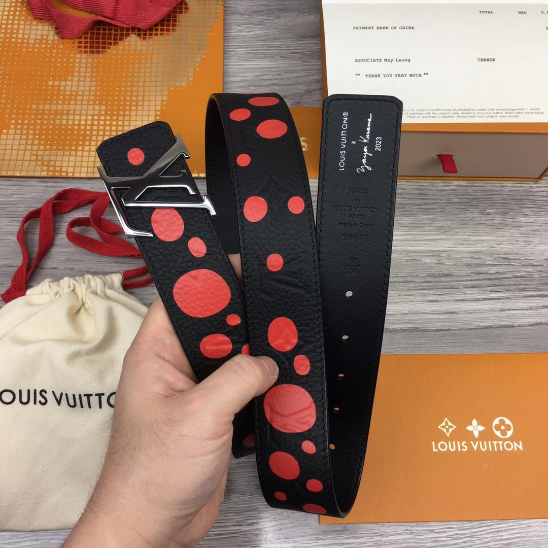 Louis Vuitton LV X YK LV Initiales 40MM Reversible Belt   M0673T - 