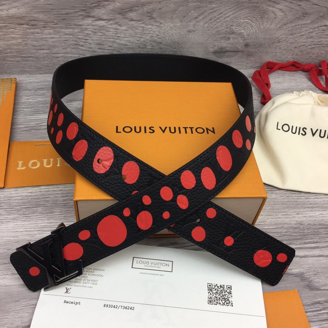 Louis Vuitton LV X YK LV Initiales 40MM Reversible Belt   M0673T - 