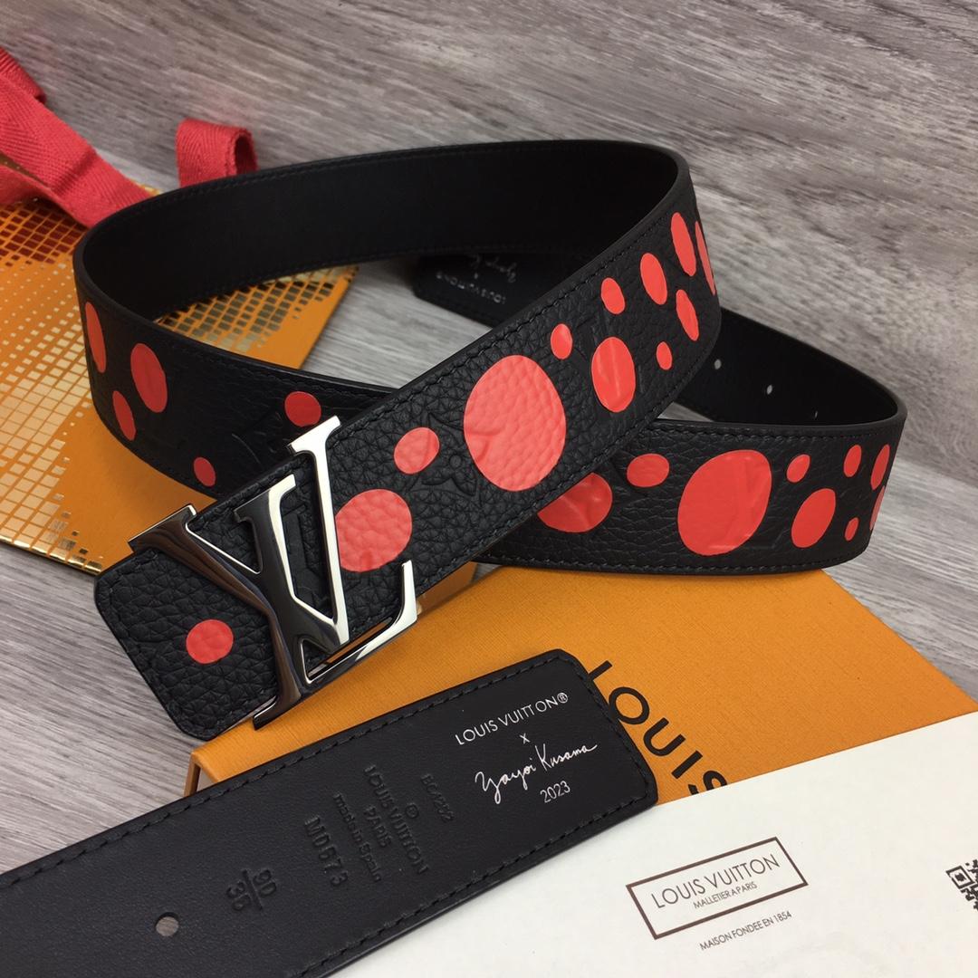 Louis Vuitton LV X YK LV Initiales 40MM Reversible Belt   M0673T - 