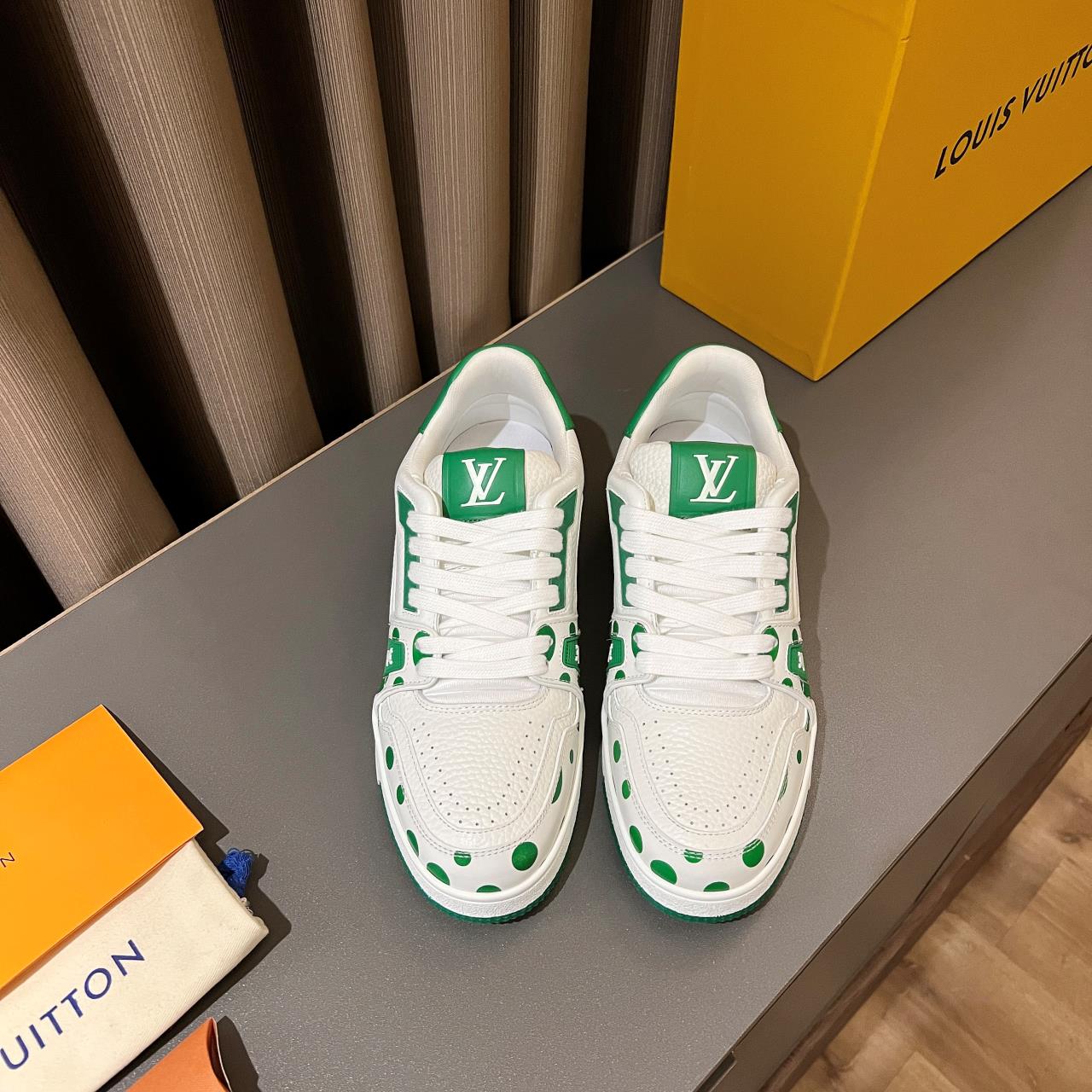 Louis Vuitton LV x YK LV Trainer Sneaker(upon uk size)   - 