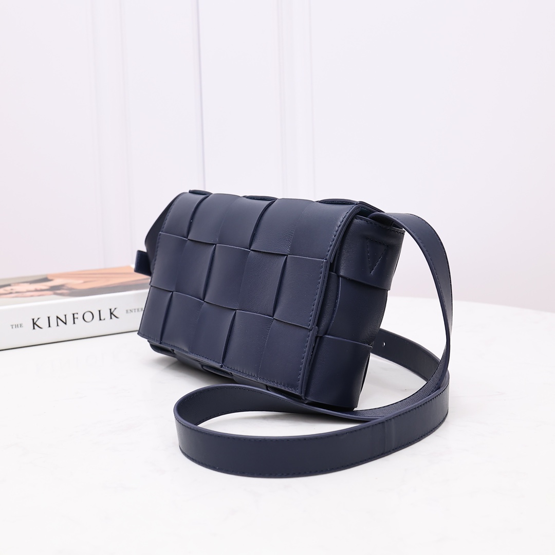 Bottega Veneta Cassette - 