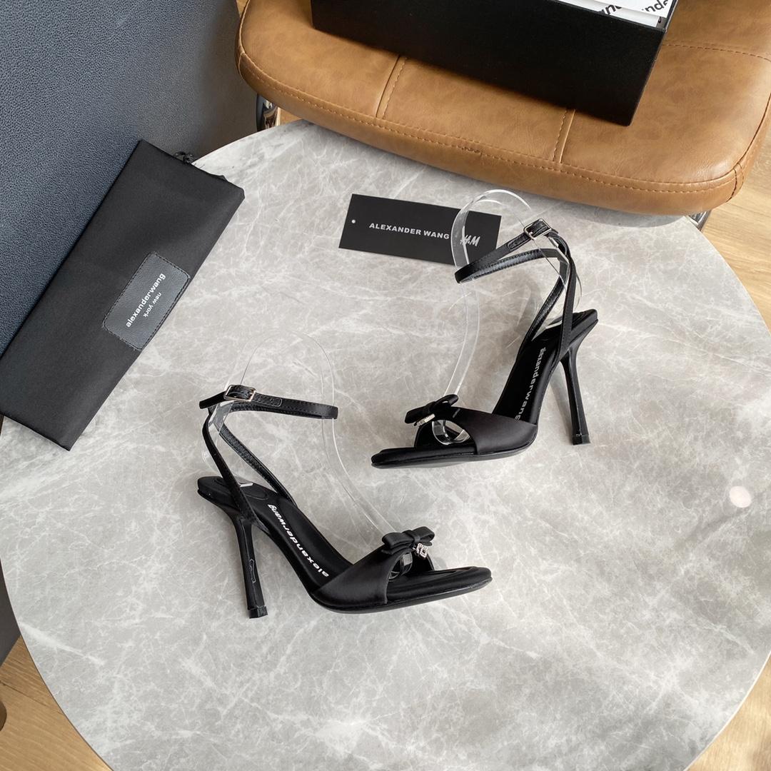 Alexander Wang Dahlia 105 Bow Sandal In Satin - 