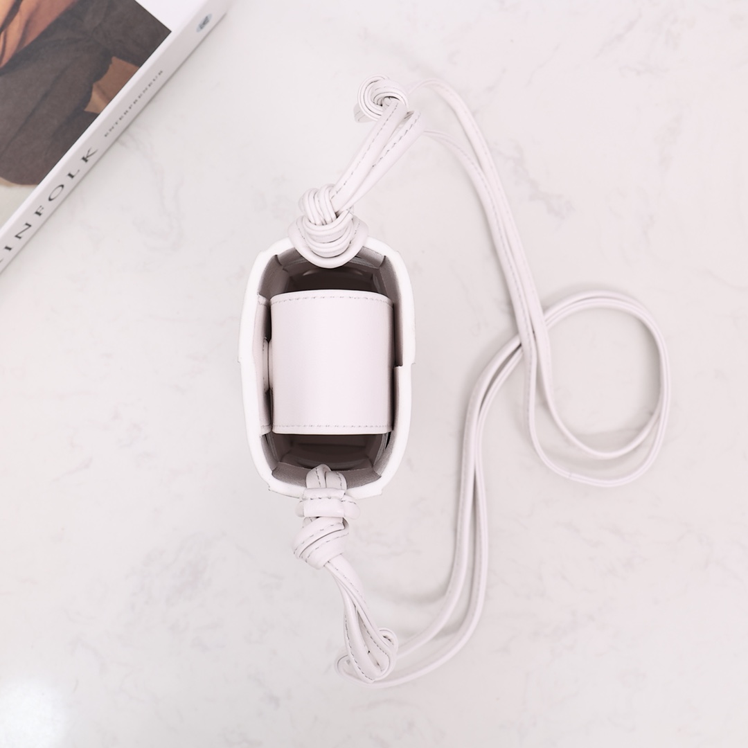 Bottega Veneta Phone Pouch - 