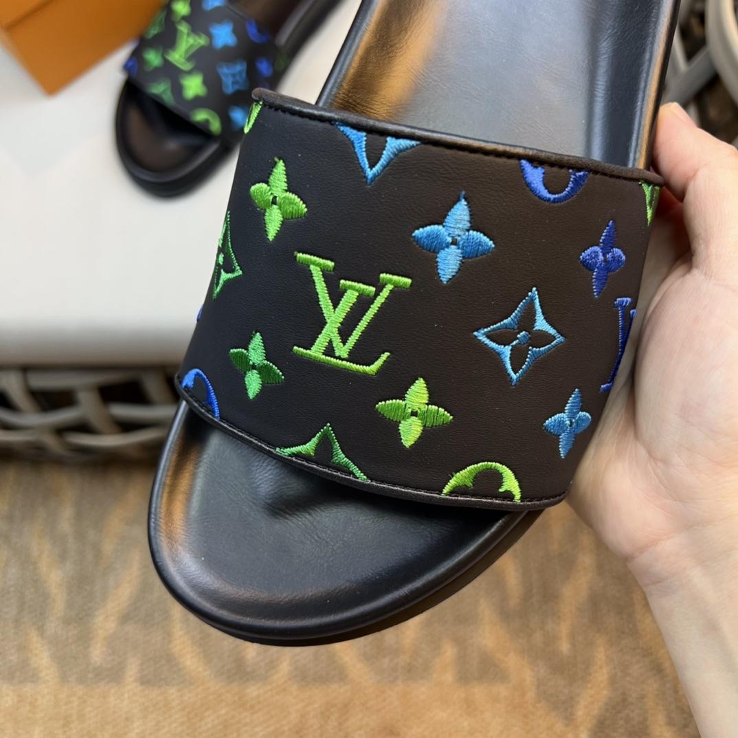 Louis Vuitton Monogram Sandals - 